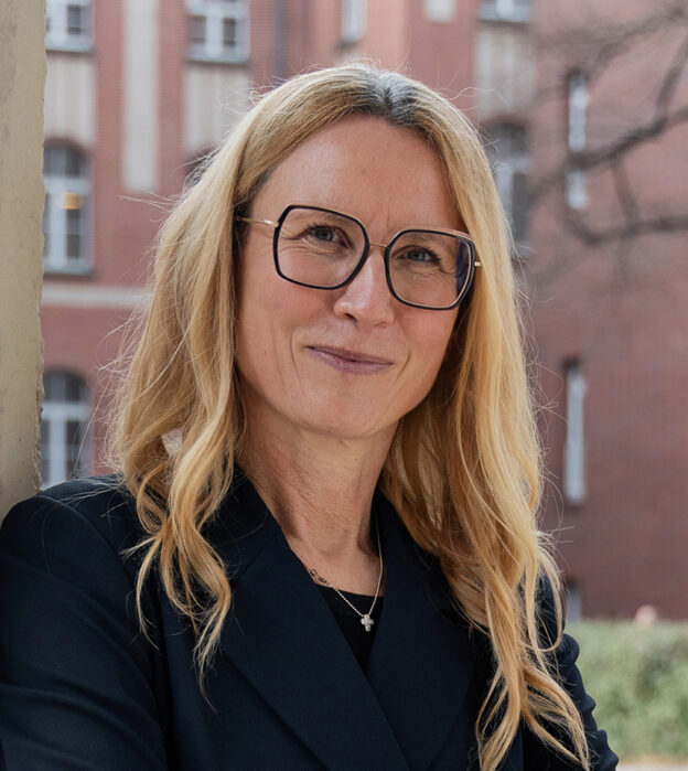 Professor Birgit Mazurek
